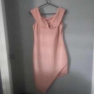 Beautiful peach dress. Great for the summer.